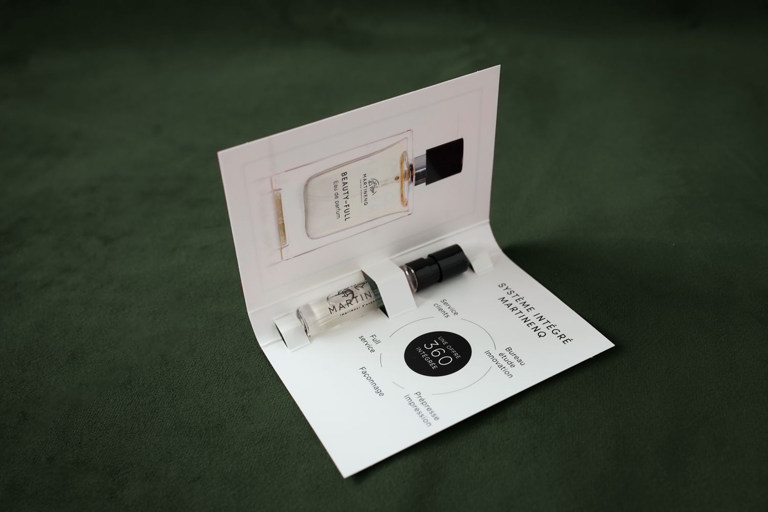 carte porte échantillon parfum